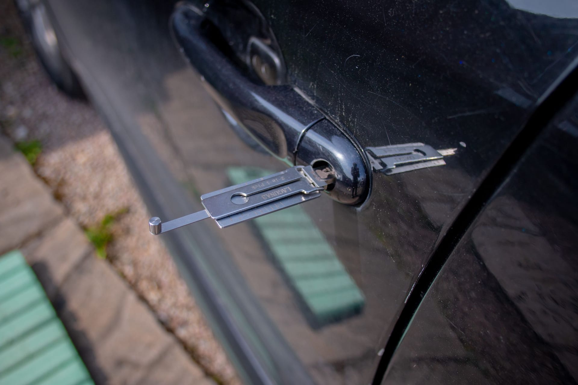 Snapped Key Extraction